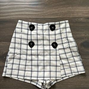 Zara Black and White Skorts with Nautical-Inspired Design